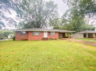 302 W Fair St, Fulton, MS 38843