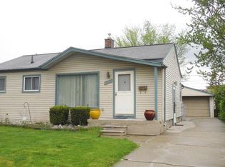 33510 Alta St, Garden City, MI 48135