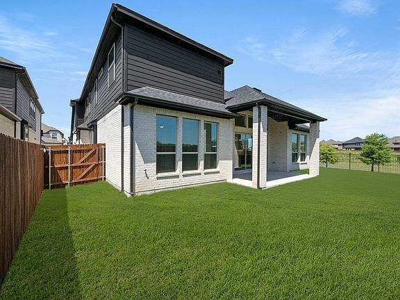 5th image of 2105 Birdwatch Ct
