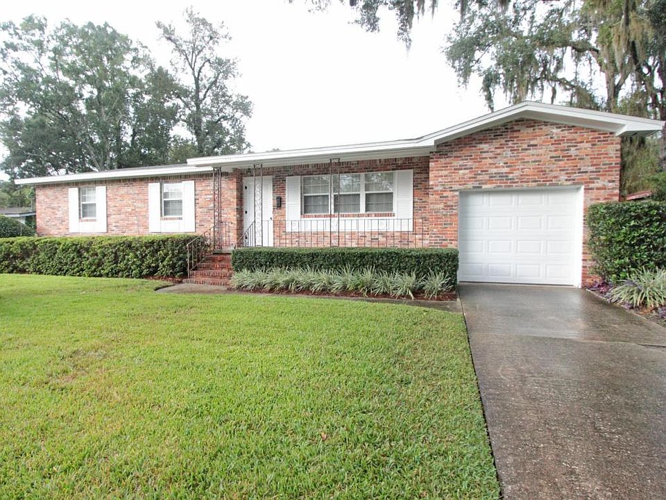 1st image of 2381 Flo Dr W