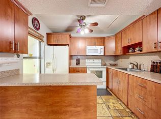 11533 NW 10th St #11533, Pembroke Pines, FL 33026
