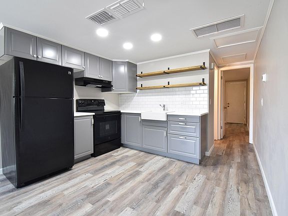 4th image of 641 Dogwood Ct