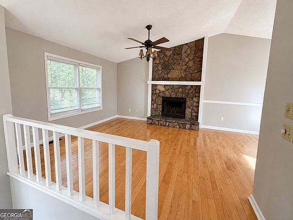 5th image of 2061 Marshes Glenn Dr