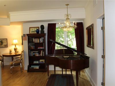5401 Brookside Blvd APT 205, Kansas City, MO, 64112
