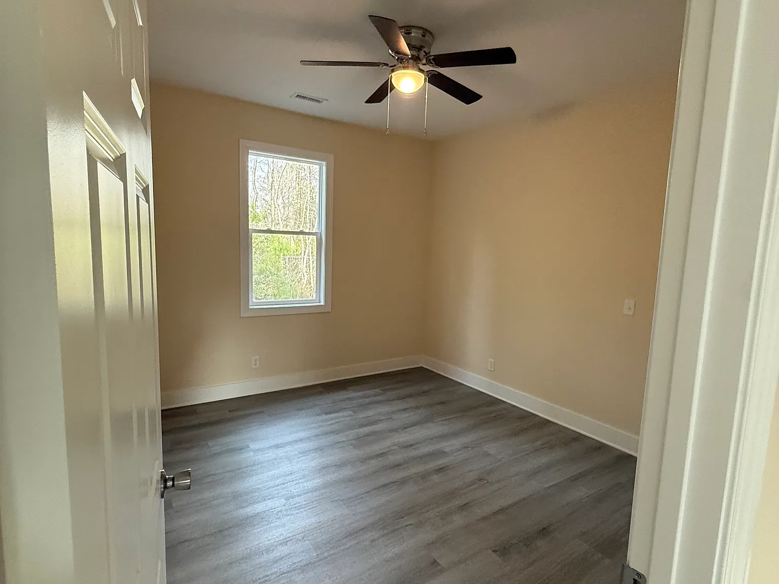 4 bed, 1540 sqft, $2,400 — Photo 3