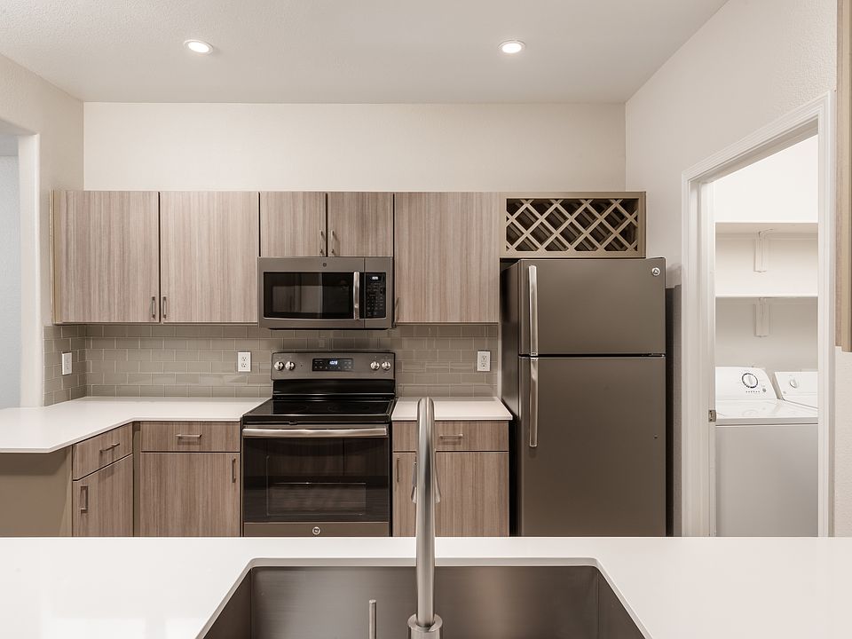 1st image of 1303 W Juniper Ave APT 2424