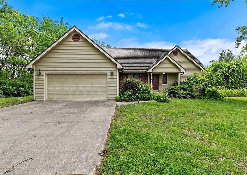 1st image of 109 Allison Ct