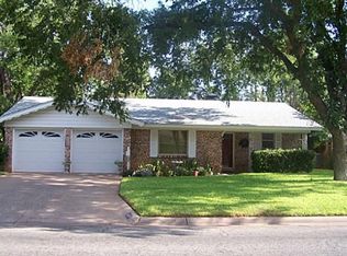 3834 Brook Hollow Dr, Abilene, TX 79605