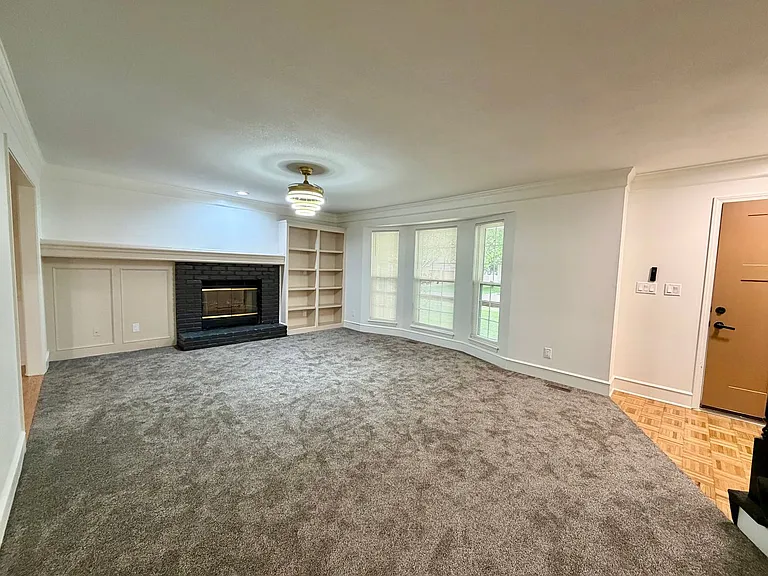 14776 S Alden St — Photo 3