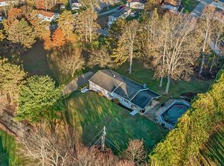 113 Pinetree Dr, Export, PA 15632