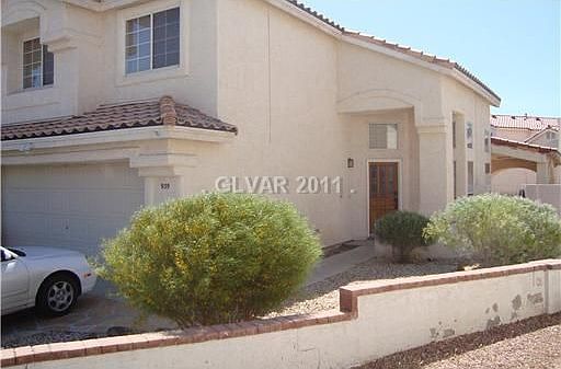 1st image of 939 Prairie Grass Dr