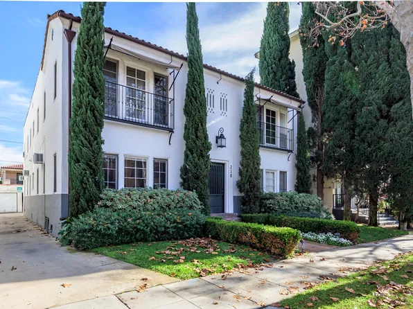 Urbanlux Wilshire Robertson, 214 S Arnaz Dr #214E, Beverly Hills, CA 90211