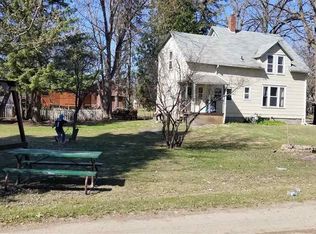 719 NE 2nd Ave, Grand Rapids, MN 55744