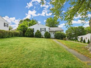 70 Cronin Dr, Waterbury, CT 06708