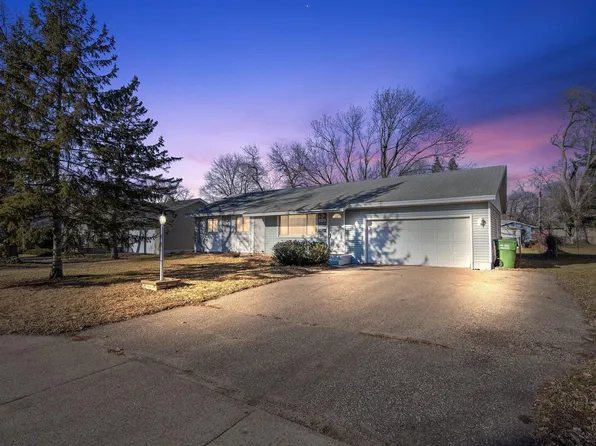 5216 76th Pl N, Brooklyn Park, MN 55443