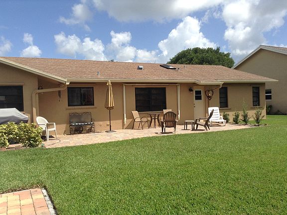2nd image of 10276 SW 49th Mnr