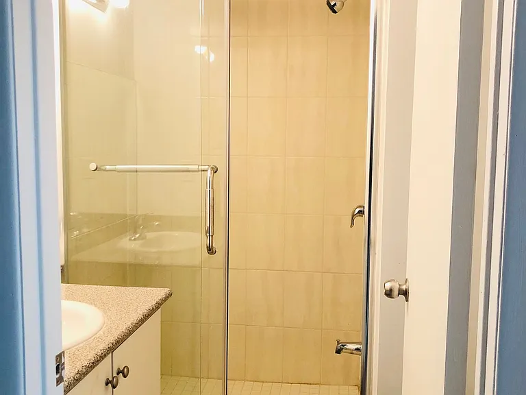 1603 Dundas St E #BASEMENT — Photo 3