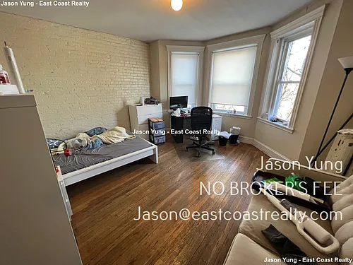 360 Riverway #368-17 Photo 1