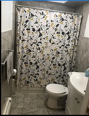 Rented by Metropolis International Realty Inc. | media 11