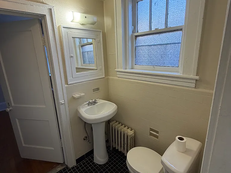 119 Albemarle Ave SW #B1 — Photo 24