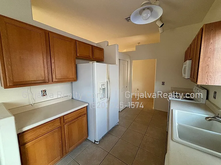 991 W Via De La Fonda — Photo 6