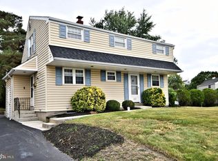 222 Fox Run Rd, King Of Prussia, PA 19406
