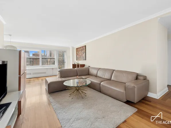 150 West End Avenue image 1 of 10