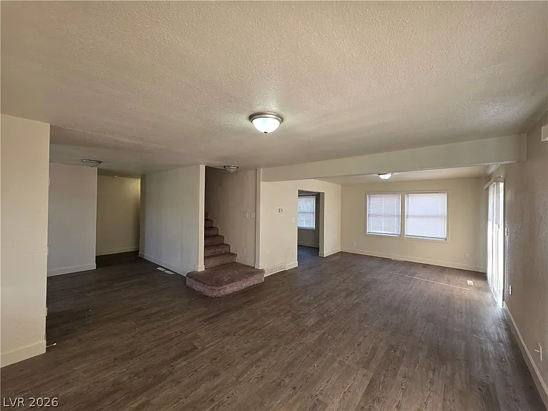 1590 Mustang Dr — Photo 59