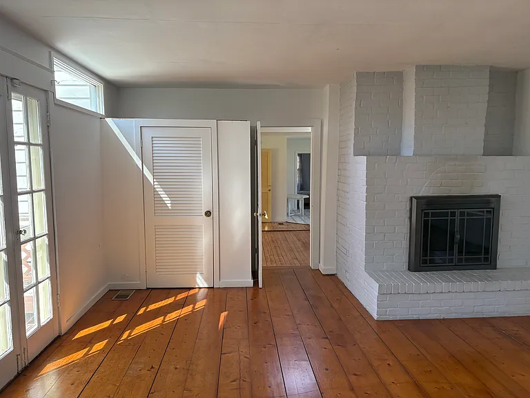2397 Glasco Turn Pike — Photo 9