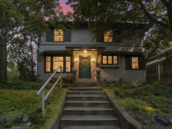 1767 Girard Ave S, Minneapolis, MN 55403