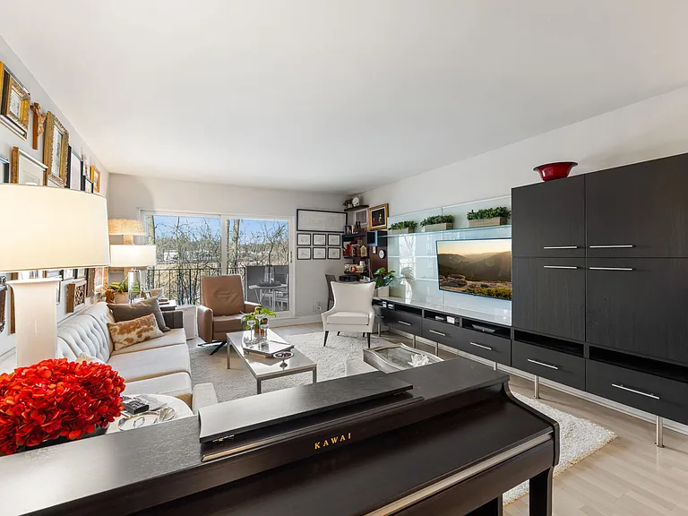 6670 Vernon Ave #105 — Photo 4