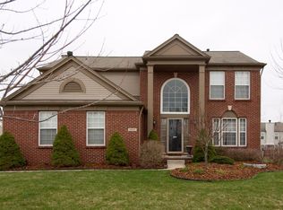 8092 Creek Bend Dr, Ypsilanti, MI