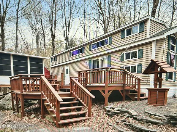 134 Adventure Dr, Gouldsboro, PA 18424