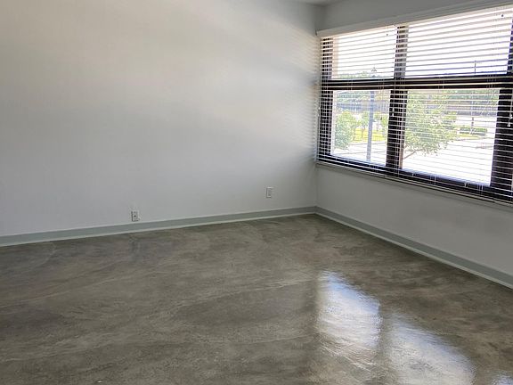 2nd image of 1004 Truxillo St #D