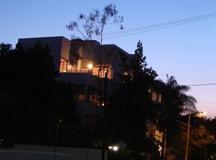 1025 S Westgate Ave APT 302, Los Angeles, CA 90049
