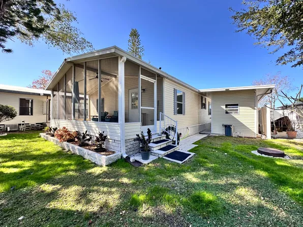 3704 Winward Lakes Dr #83, Tampa, FL 33611