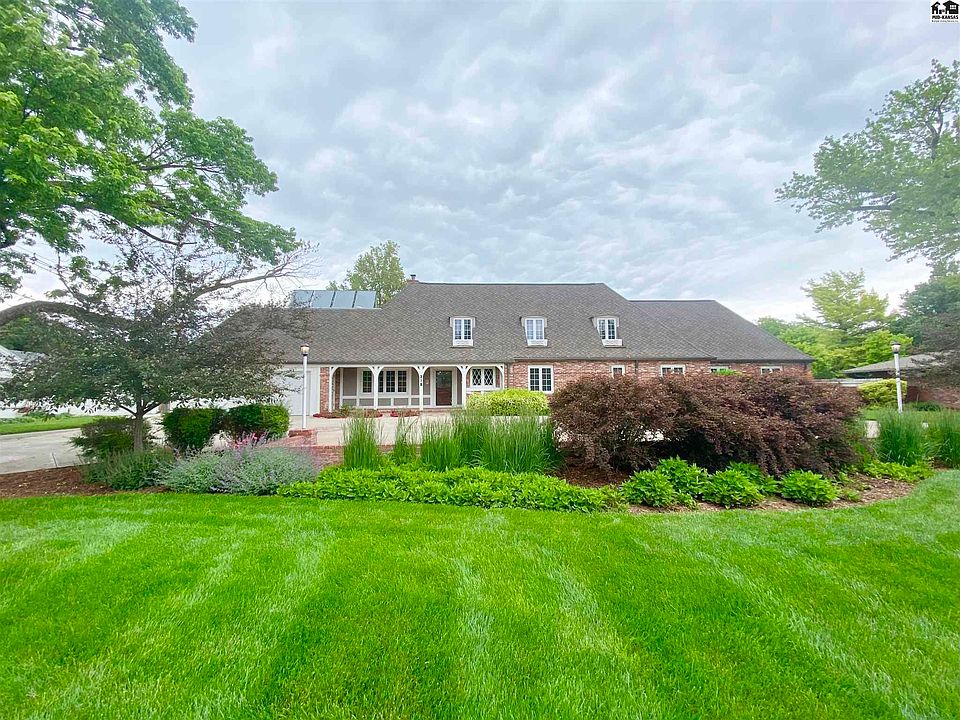 310 W 19th Ave, Hutchinson, KS 67502 Zillow