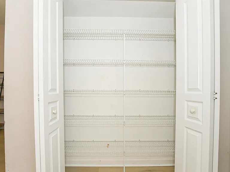 649 NE Bent Paddle Ln — Photo 12