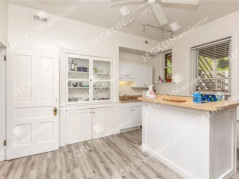 Custom Built-in Cabinetry