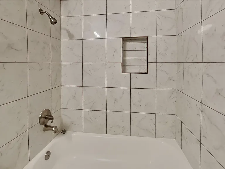 15506 Swan Creek Dr — Photo 18