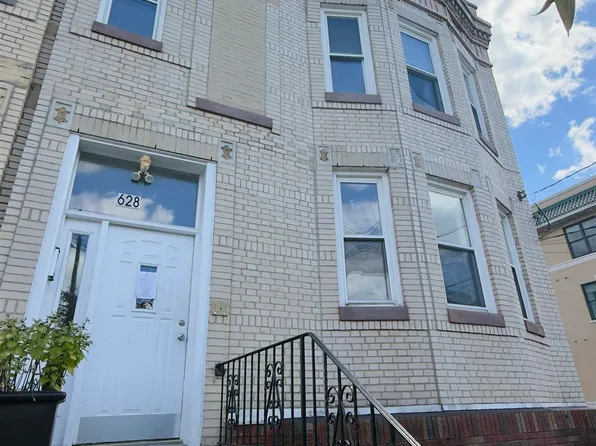 628 Palisade Avenue image 1 of 34