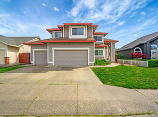 9147 Piccadilly Cir, Windsor, CA 95492