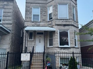 3330 W Crystal St #1, Chicago, IL 60651