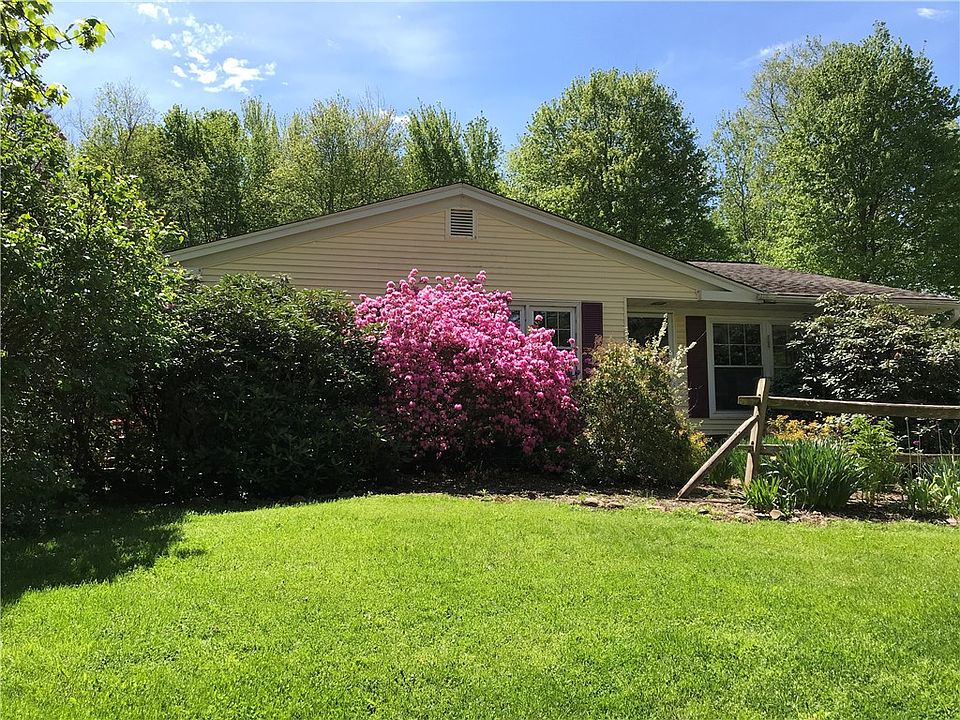 1st image of 54 Hollister Hill Rd