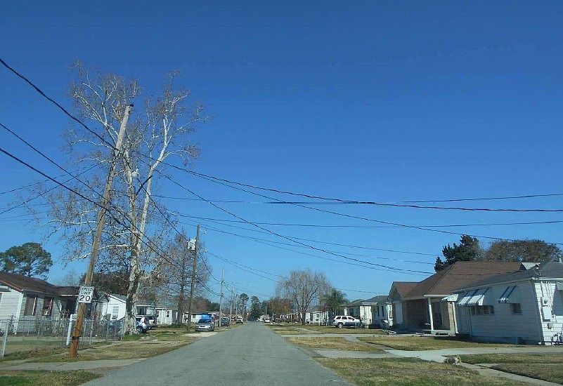 2nd image of 713 Keller Ave
