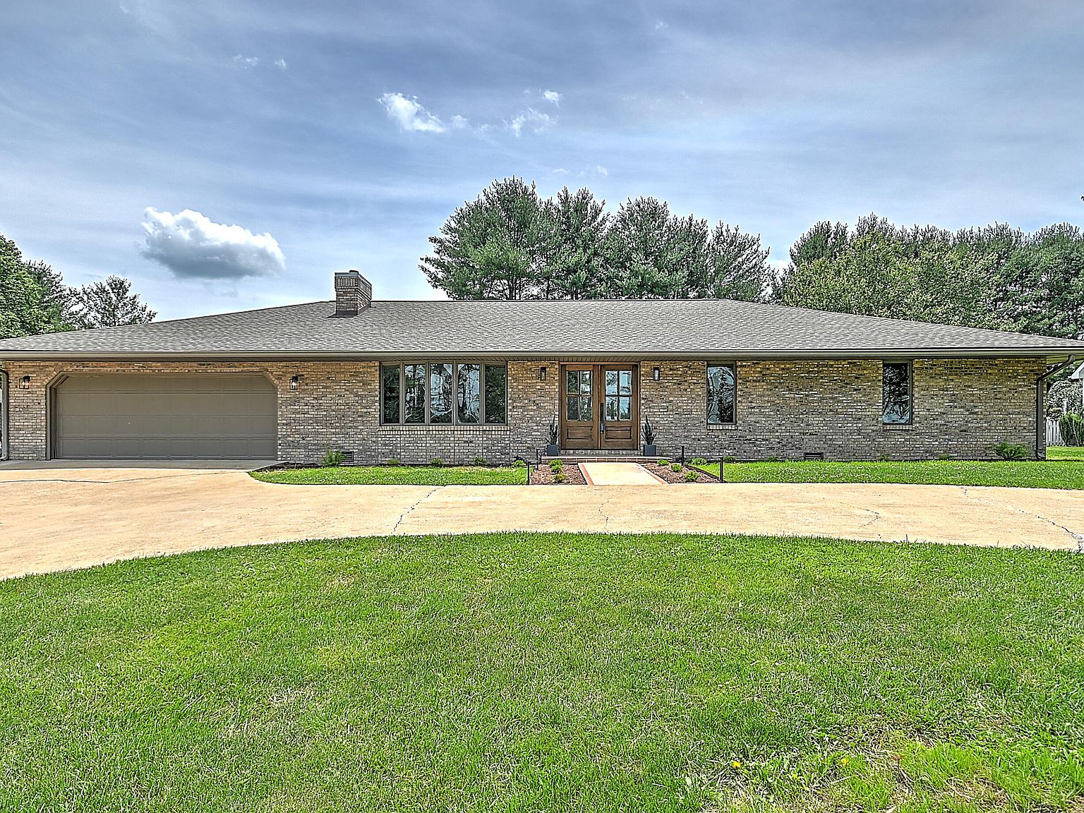 6104 Old Jonesboro Rd, Bristol, TN 37620 Zillow