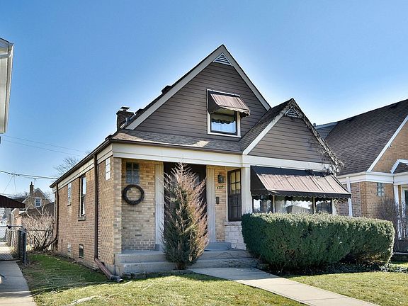 3rd image of 2229 N 76th Ave
