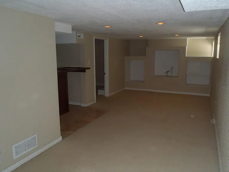 1321 Eudora St — Photo 14