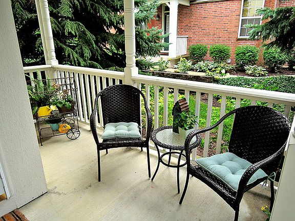 3rd image of 113 Tanglewood Dr #113