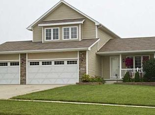 1305 NE Park St, Grimes, IA 50111